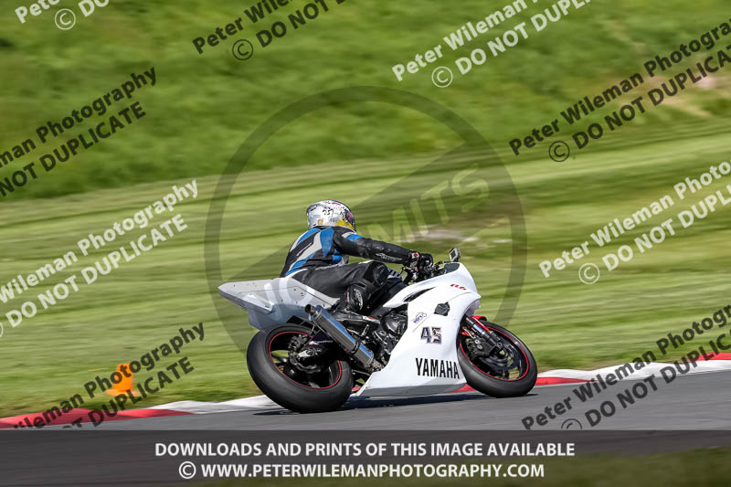 cadwell no limits trackday;cadwell park;cadwell park photographs;cadwell trackday photographs;enduro digital images;event digital images;eventdigitalimages;no limits trackdays;peter wileman photography;racing digital images;trackday digital images;trackday photos
